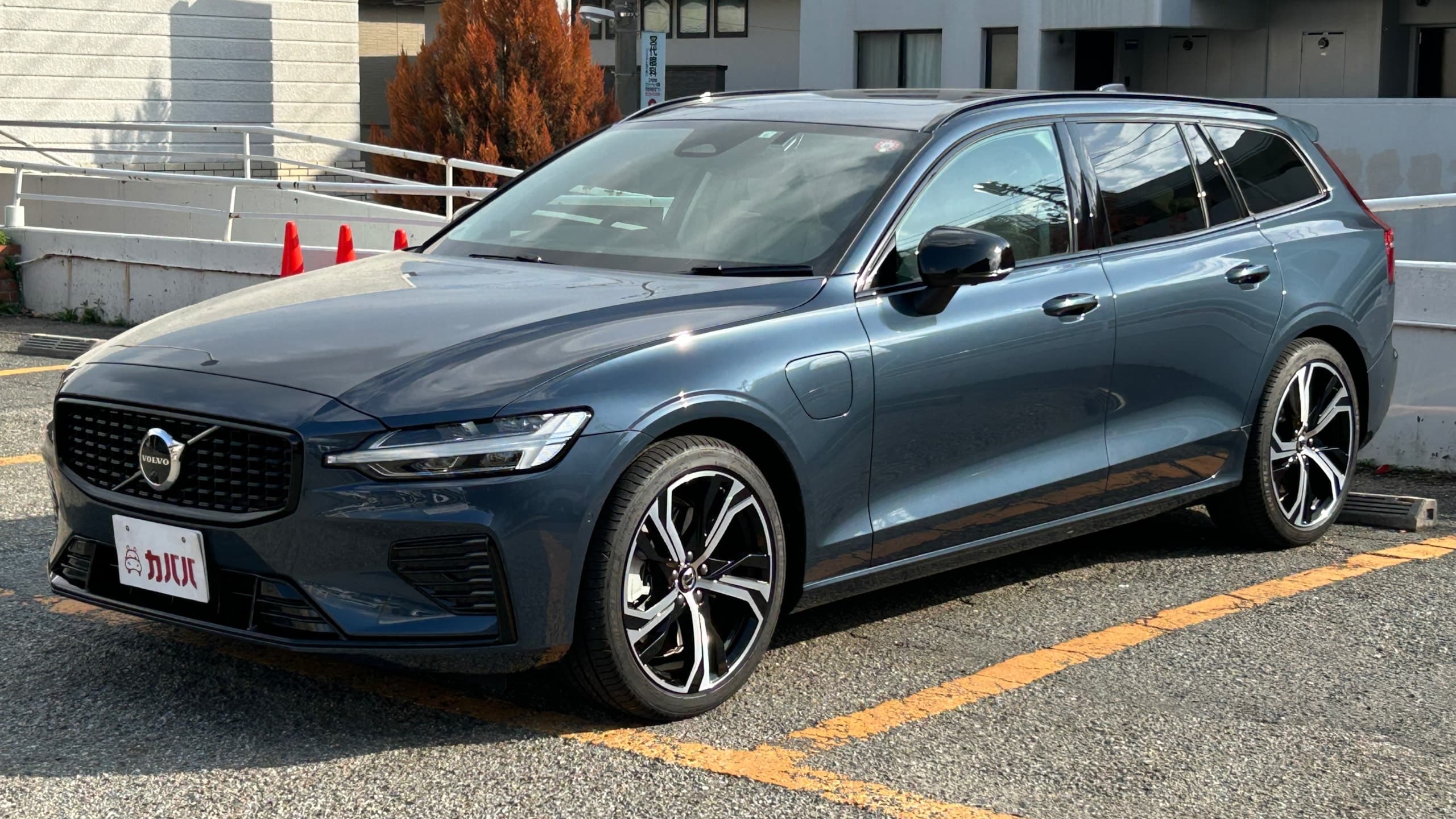 リチャージ アルティメット T6 AWD プラグインハイブリッド