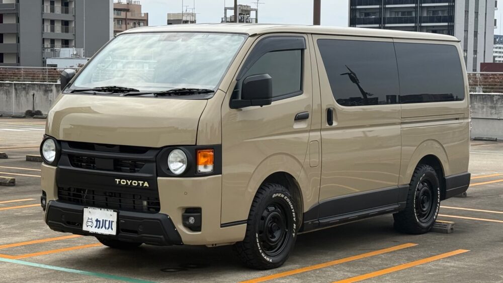 ハイエースバン